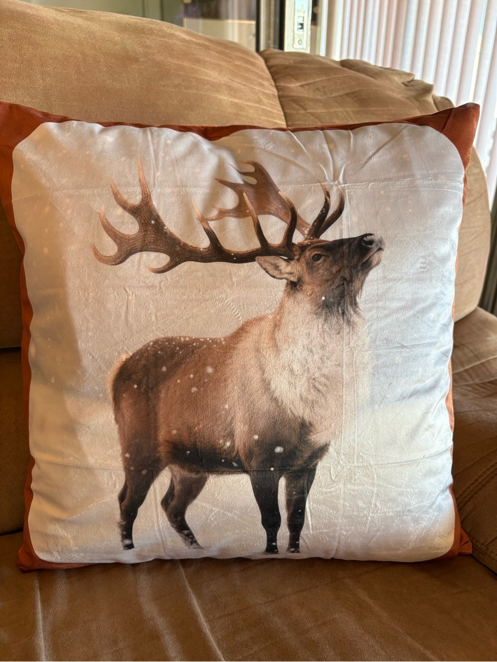 Snow Deer NWT  Accent Pillow Cover with zipper. Set of 2 Covers, washable.